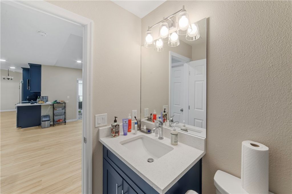 1003 Red Oak Circle, Out Of Area, FL 33511 Photo