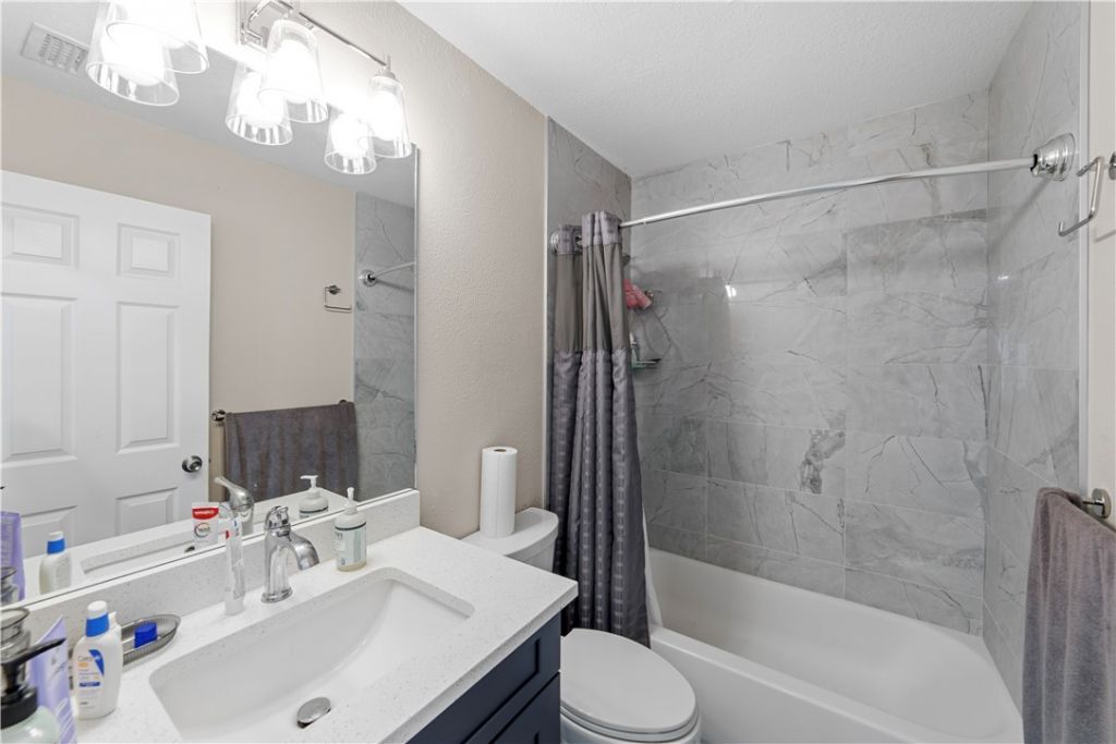 1003 Red Oak Circle, Out Of Area, FL 33511 Photo