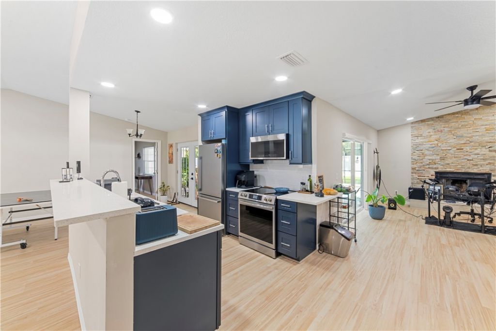 1003 Red Oak Circle, Out Of Area, FL 33511 Photo