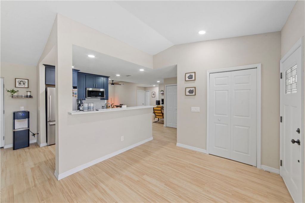 1003 Red Oak Circle, Out Of Area, FL 33511 Photo