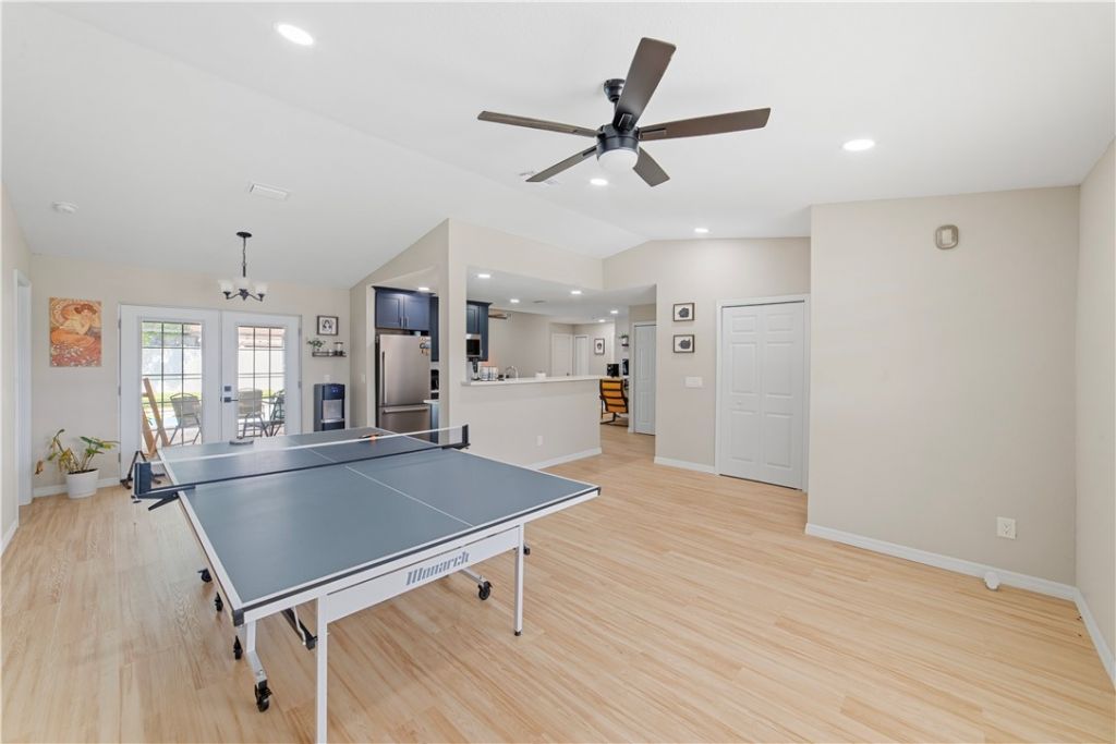 1003 Red Oak Circle, Out Of Area, FL 33511 Photo