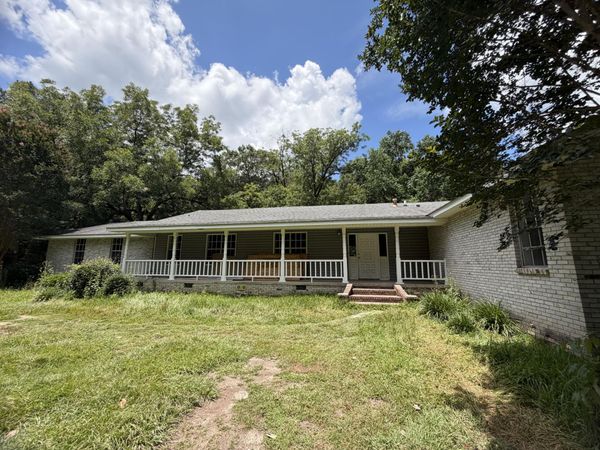 191 Archie Smith Rd., Hattiesburg, MS 39402