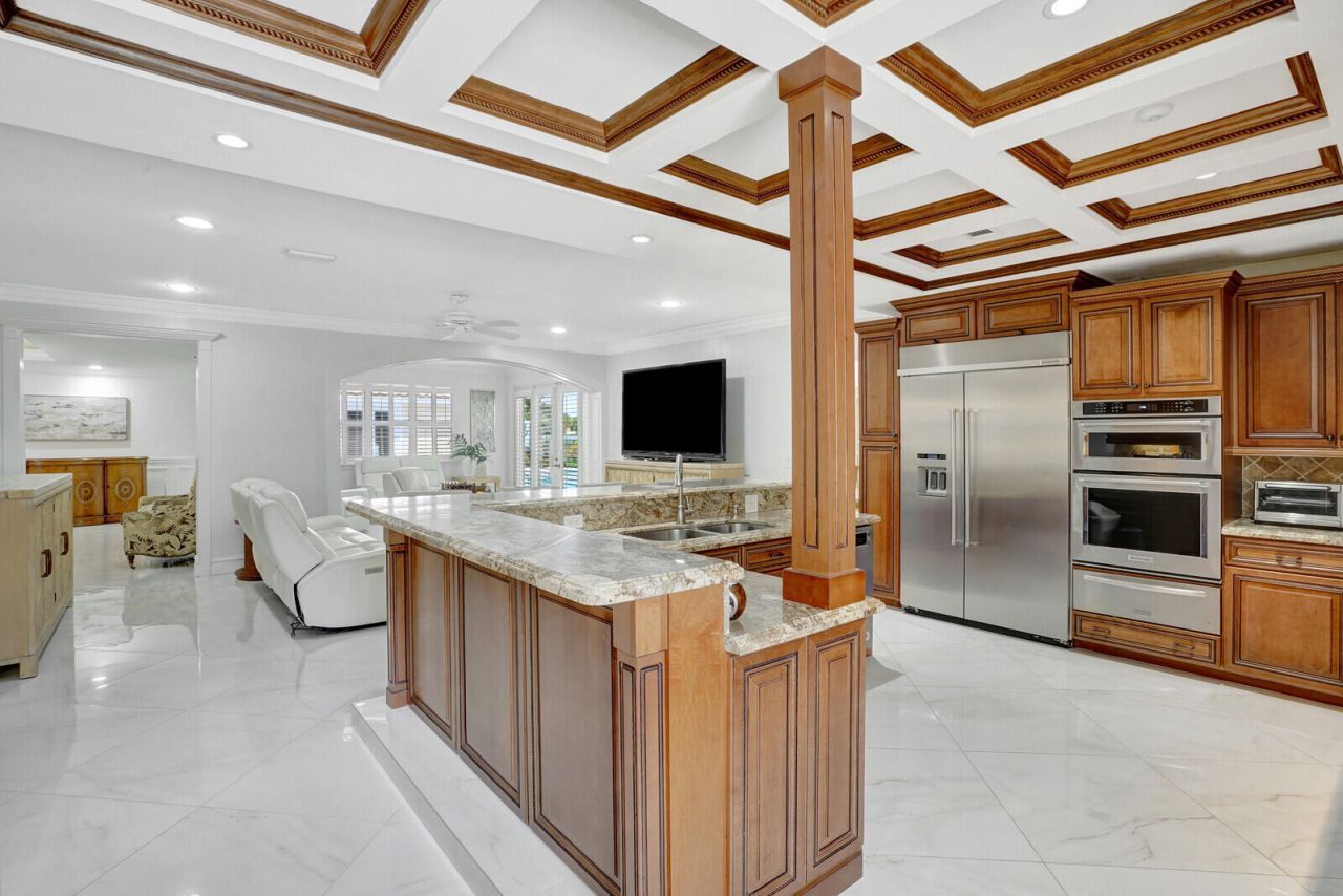 7903 Ironhorse Boulevard, West Palm Beach, FL 33412 Photo