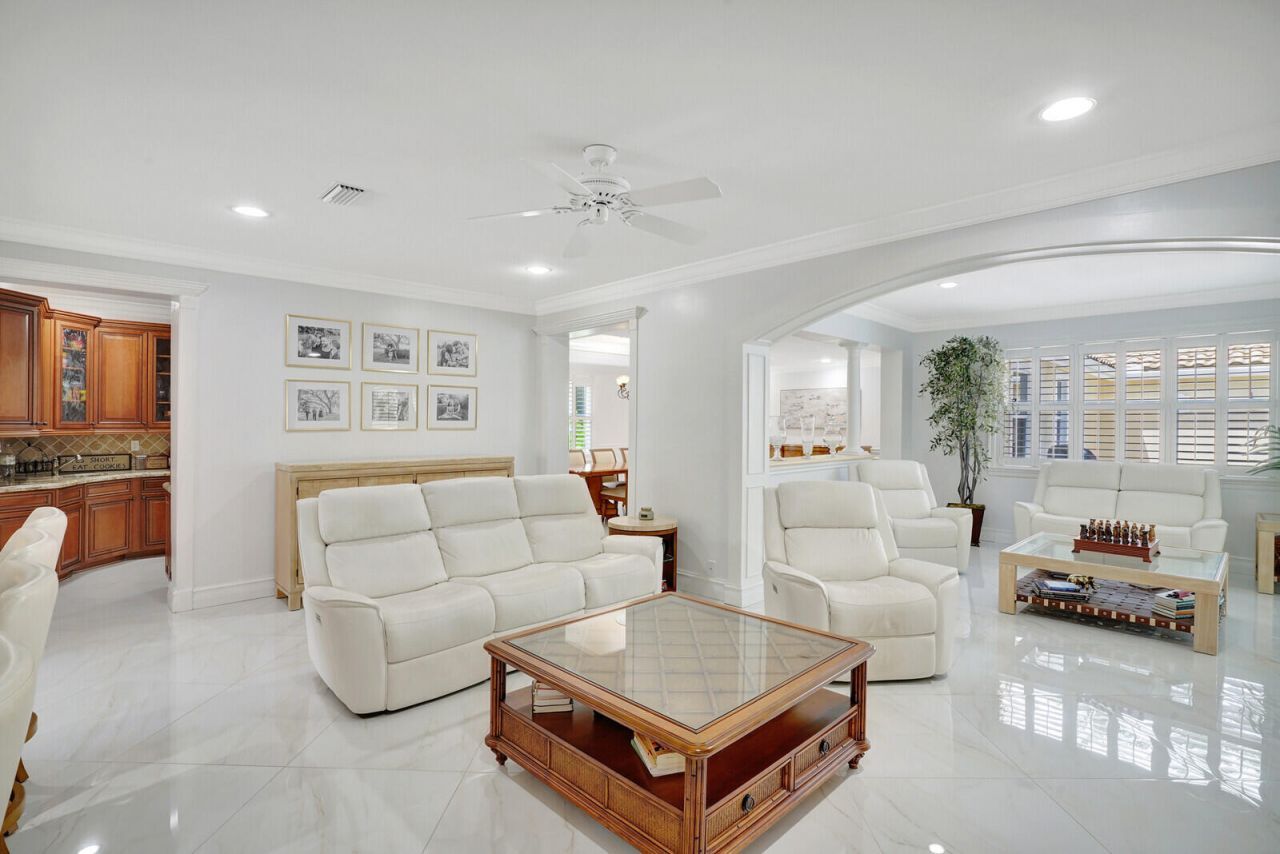 7903 Ironhorse Boulevard, West Palm Beach, FL 33412 Photo