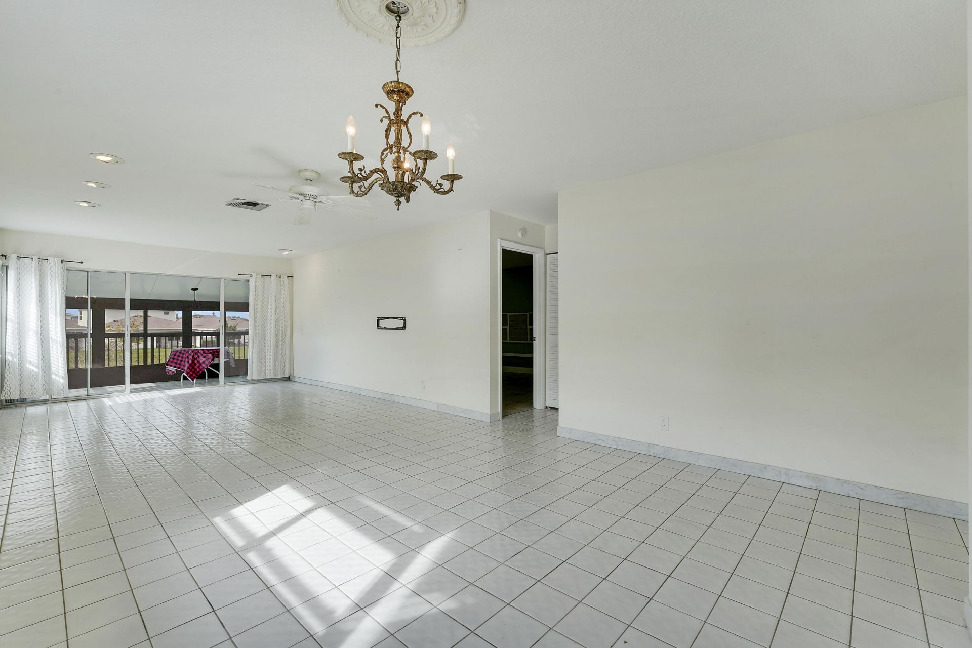 13679 Date Palm Court, Unit B, Delray Beach, FL 33484 Photo