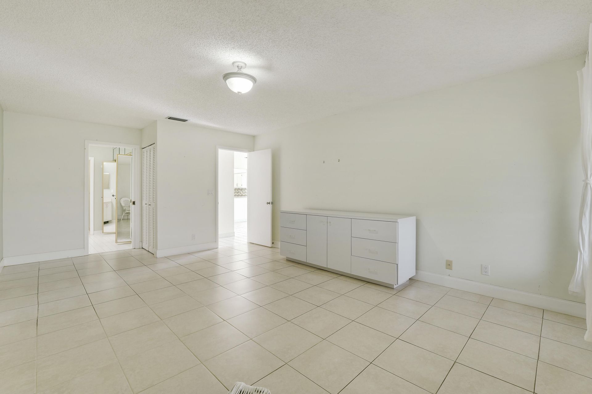 13679 Date Palm Court, Unit B, Delray Beach, FL 33484 Photo