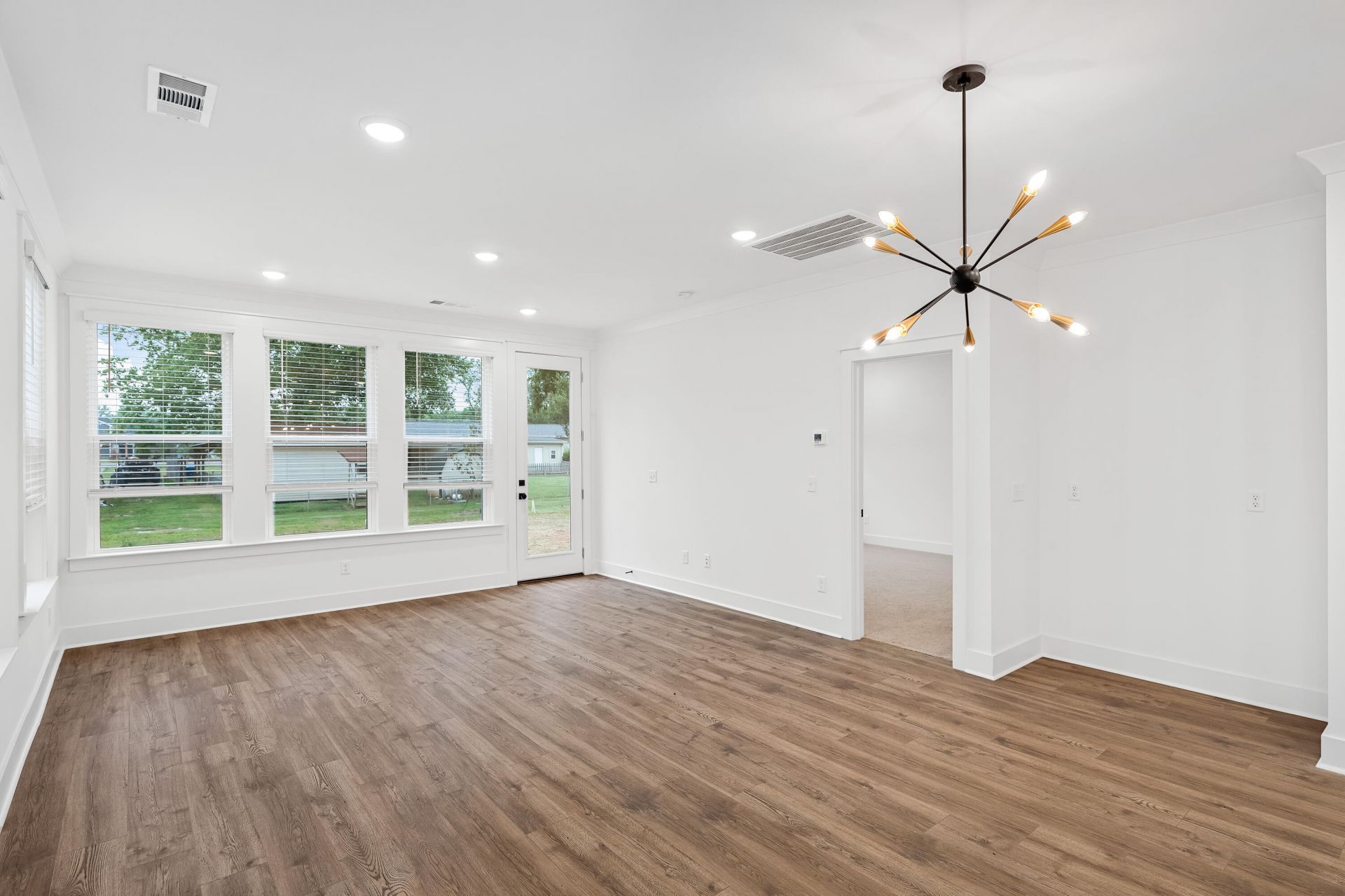 121 Weldin Gate Drive Photo 14
