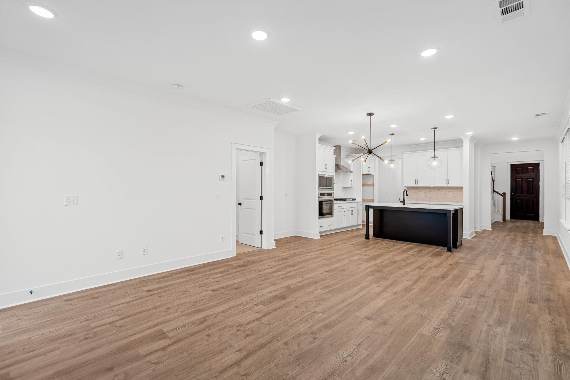 121 Weldin Gate Drive Photo 17