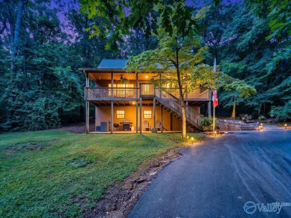 1803 Scenic Drive, Fort Payne, AL 35967