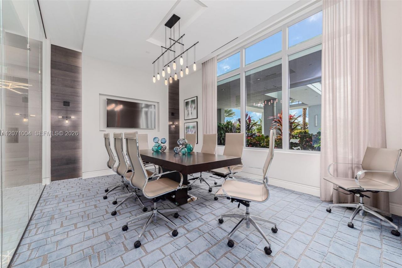 1 Water Club Way , Unit 404, North Palm Beach, FL 33408 Photo
