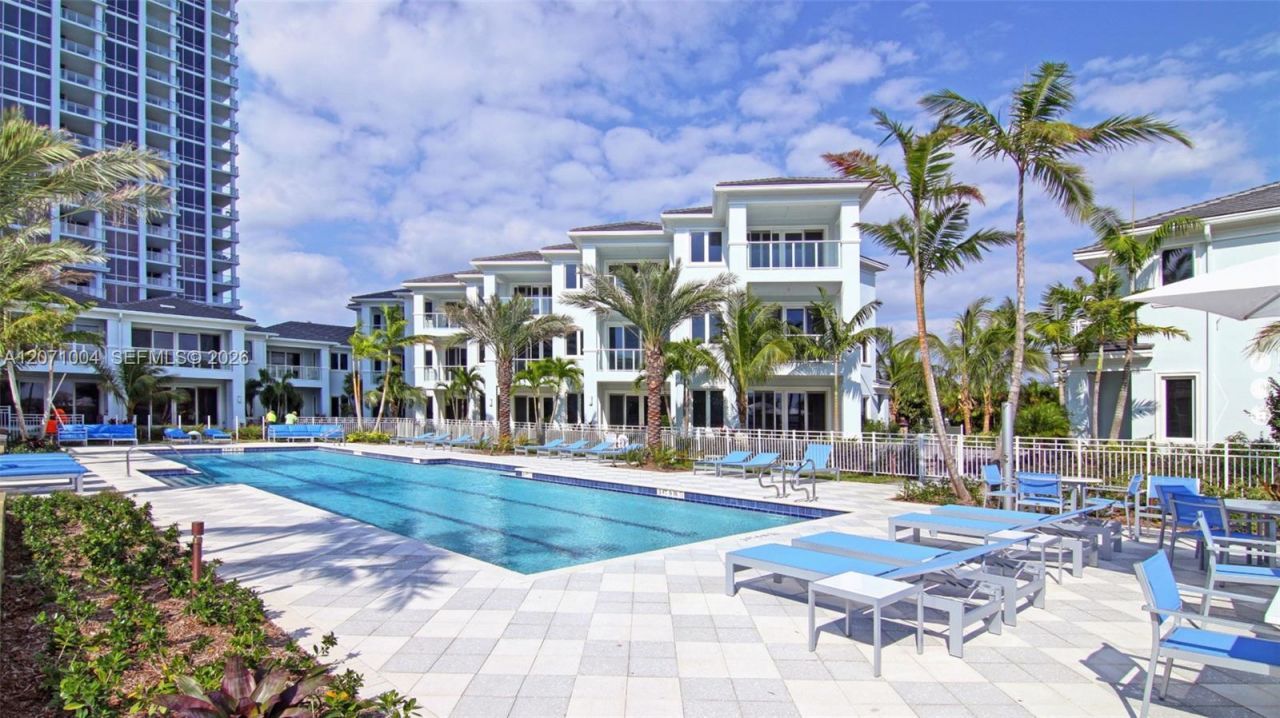 1 Water Club Way , Unit 404, North Palm Beach, FL 33408 Photo