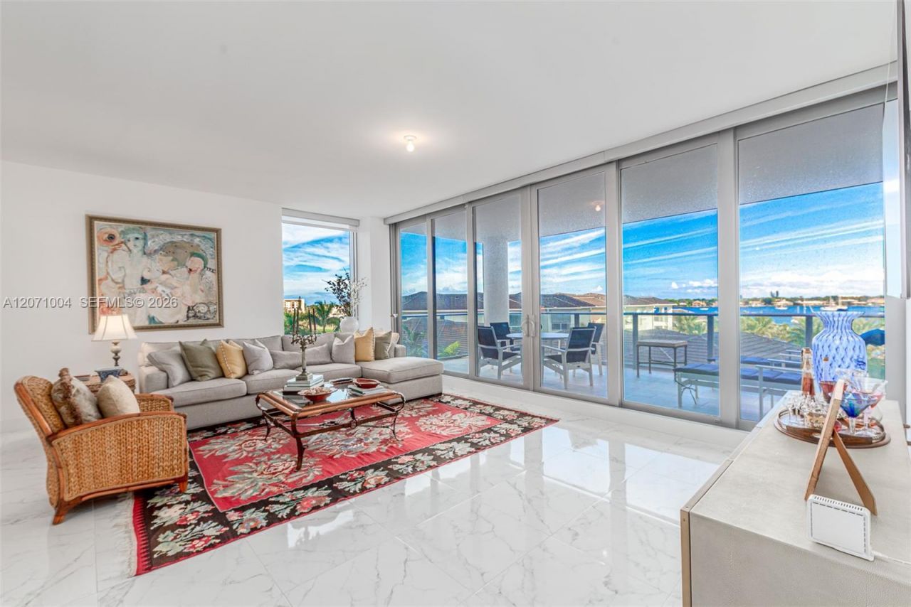 1 Water Club Way , Unit 404, North Palm Beach, FL 33408 Photo