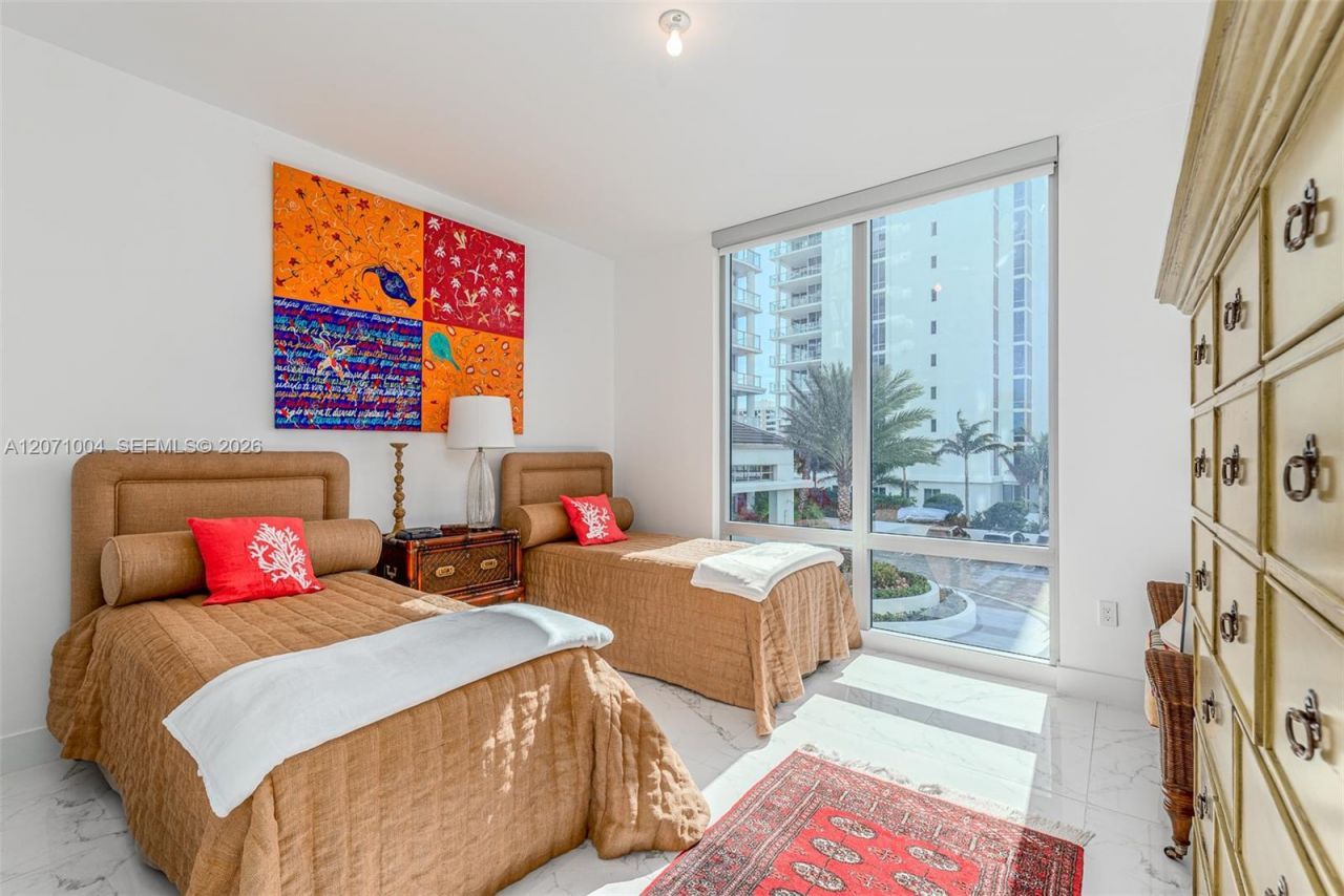 1 Water Club Way , Unit 404, North Palm Beach, FL 33408 Photo