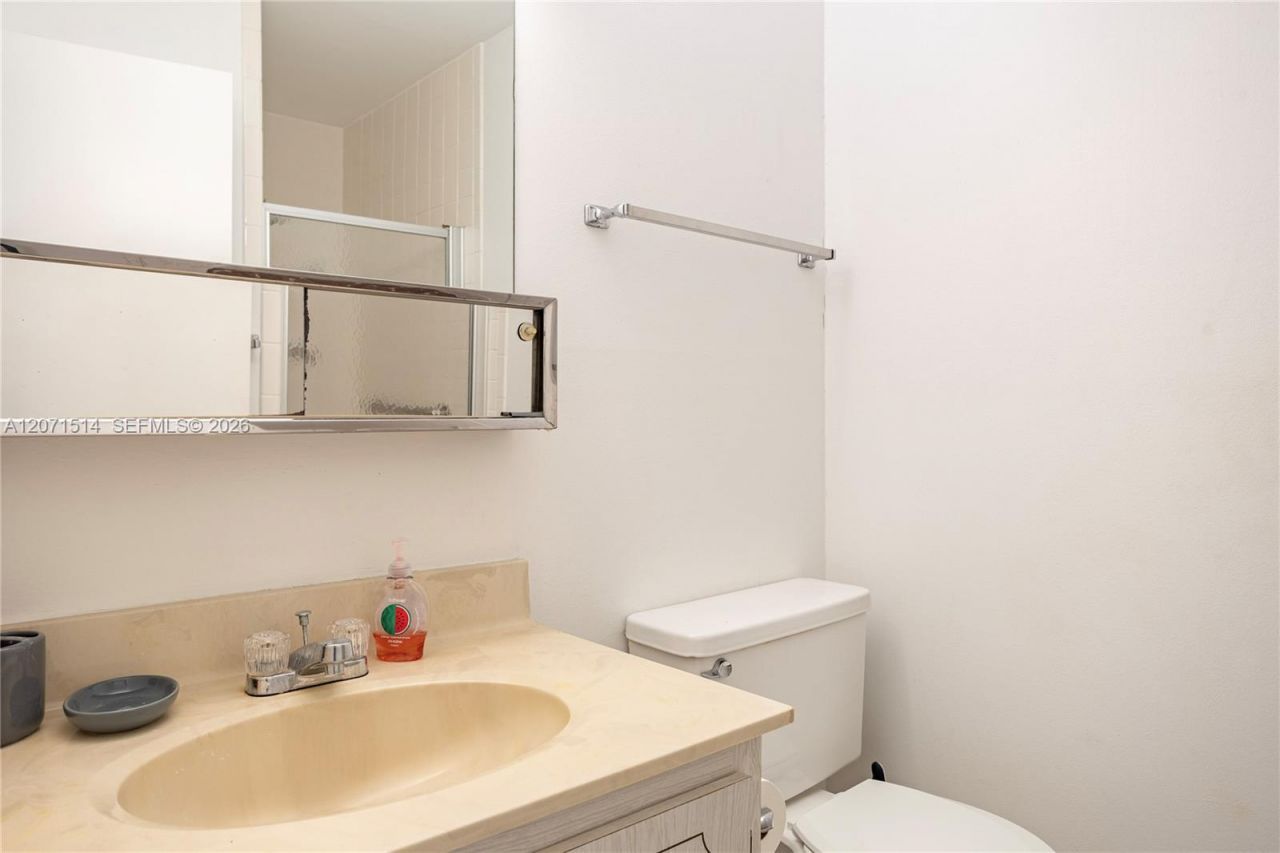 4675 NW 3rd Ct , Unit B, Delray Beach, FL 33445 Photo