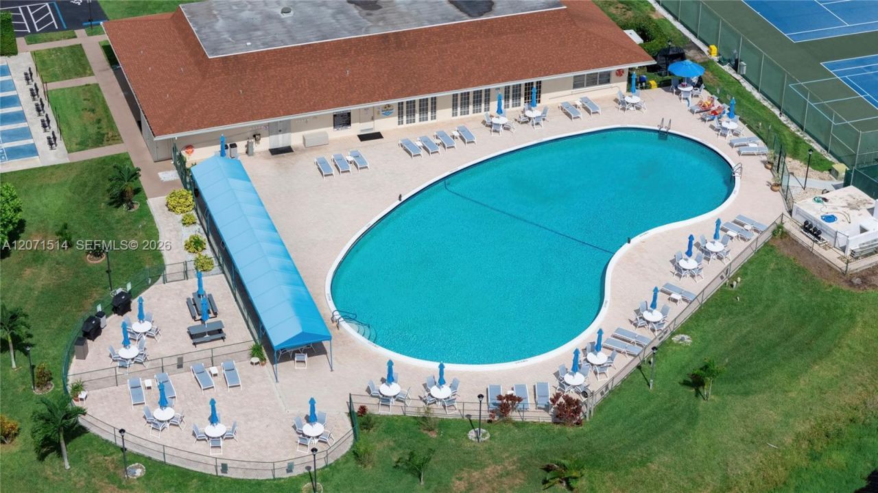 4675 NW 3rd Ct , Unit B, Delray Beach, FL 33445 Photo