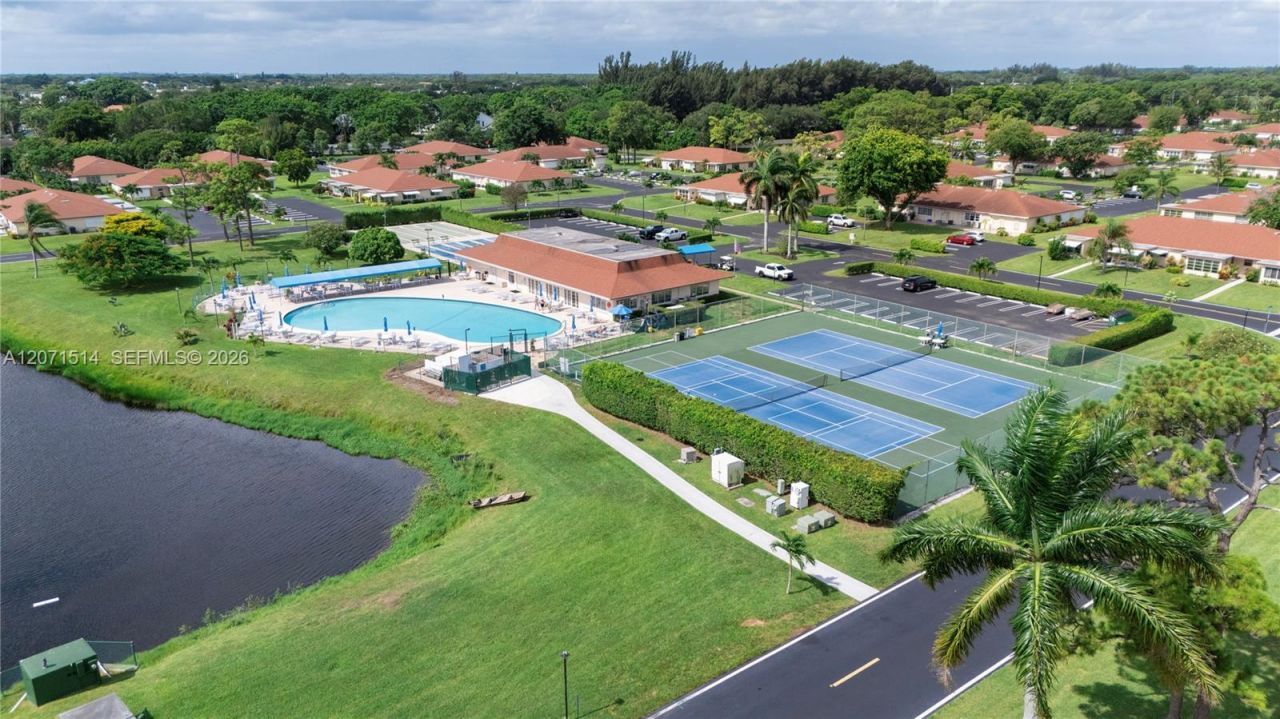 4675 NW 3rd Ct , Unit B, Delray Beach, FL 33445 Photo