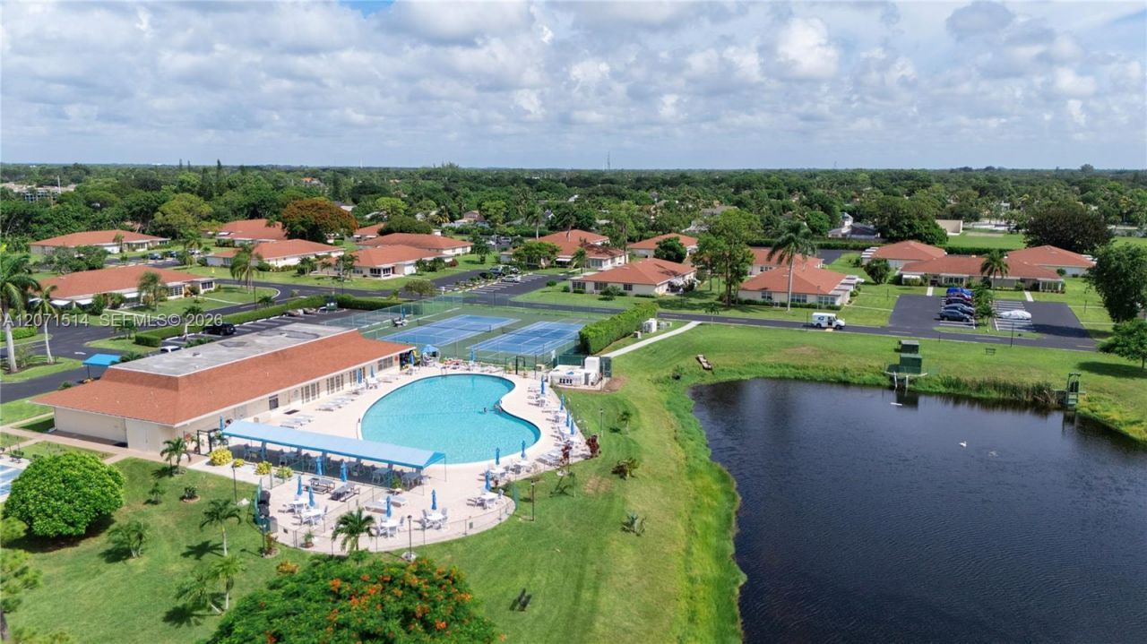 4675 NW 3rd Ct , Unit B, Delray Beach, FL 33445 Photo