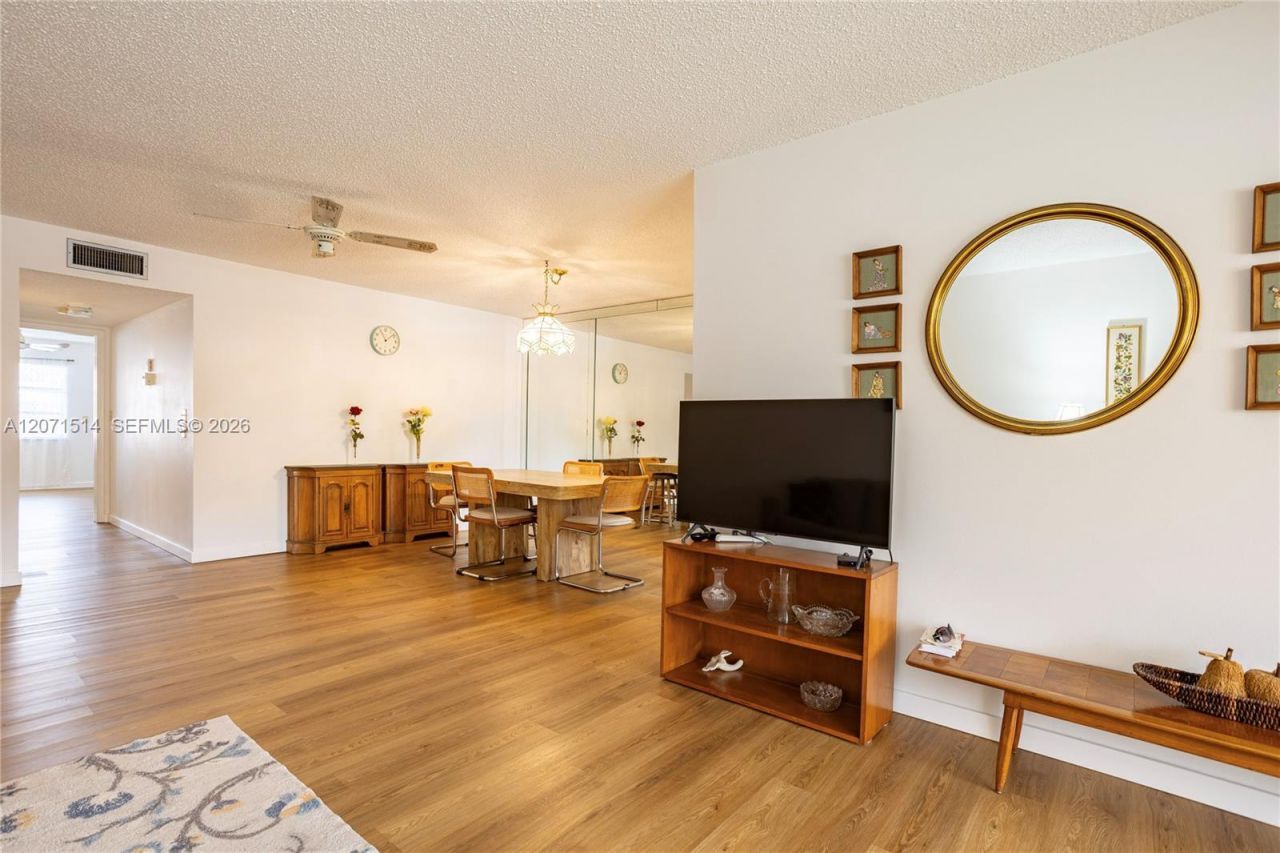 4675 NW 3rd Ct , Unit B, Delray Beach, FL 33445 Photo
