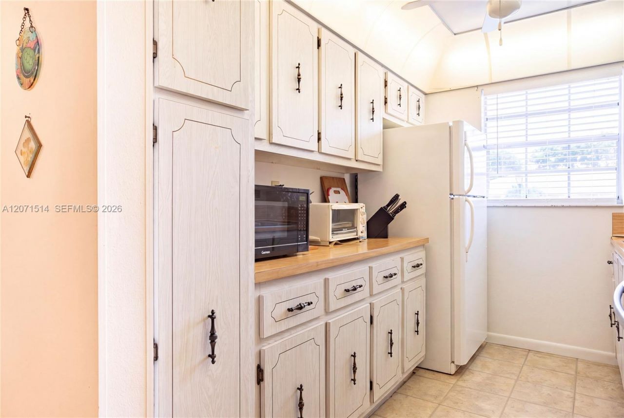 4675 NW 3rd Ct , Unit B, Delray Beach, FL 33445 Photo