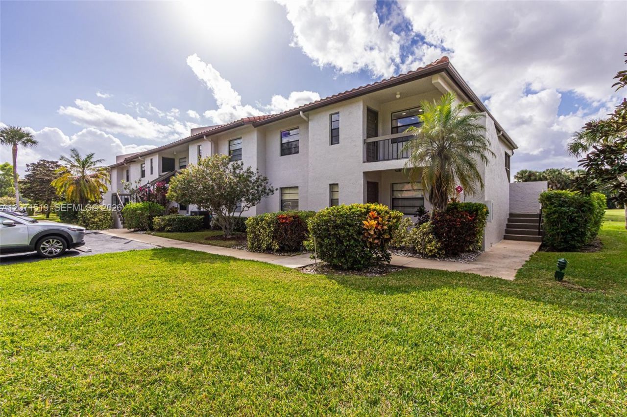 21529 Cypress Hammock Dr , Unit 35J, Boca Raton, FL 33428 Photo
