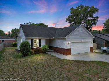 27621 Pembroke Street, Livonia, Mi 48152