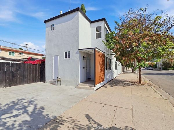 1211 Cole Avenue, Hollywood, CA 90038