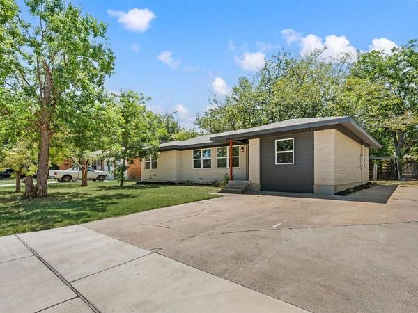 3557 Montreal Circle, Haltom City, TX 76117