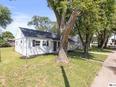 2127 Hickory Lane, Fremont, NE 68025
