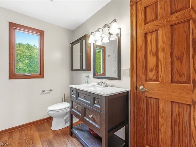 679 S Lake Street, Amherst, OH 44001 Photo 27