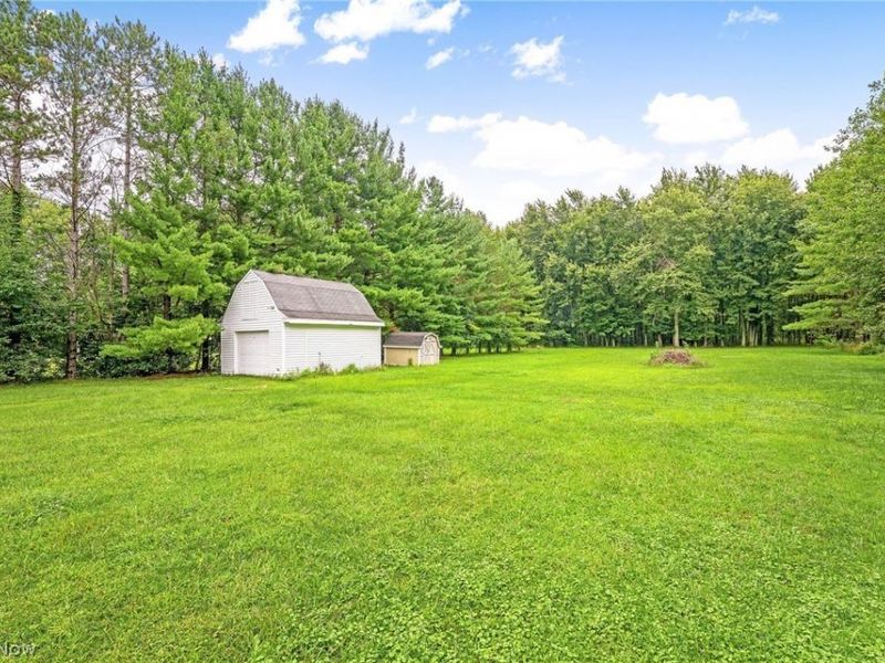 679 S Lake Street, Amherst, OH 44001 Photo 35