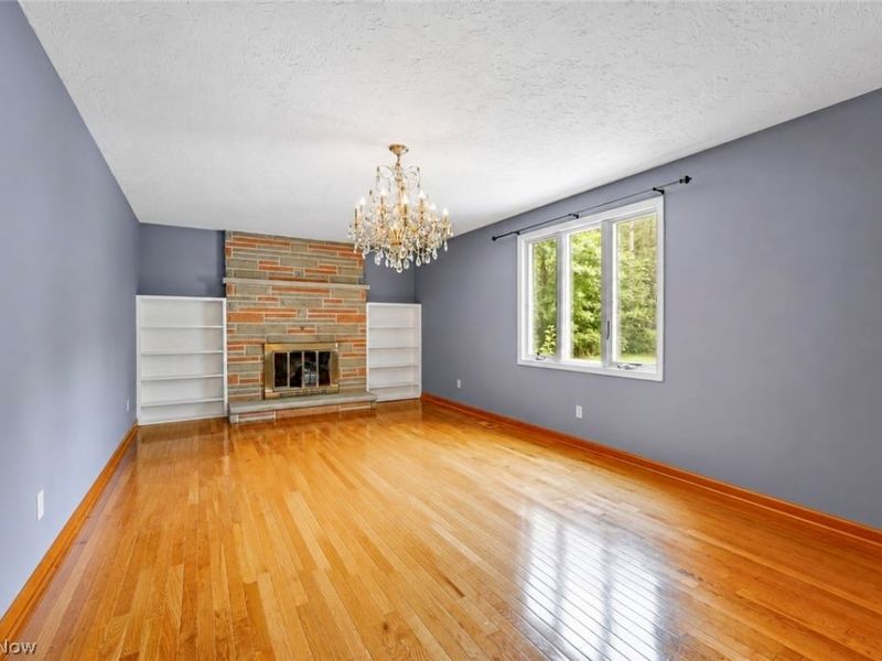 679 S Lake Street, Amherst, OH 44001 Photo 9