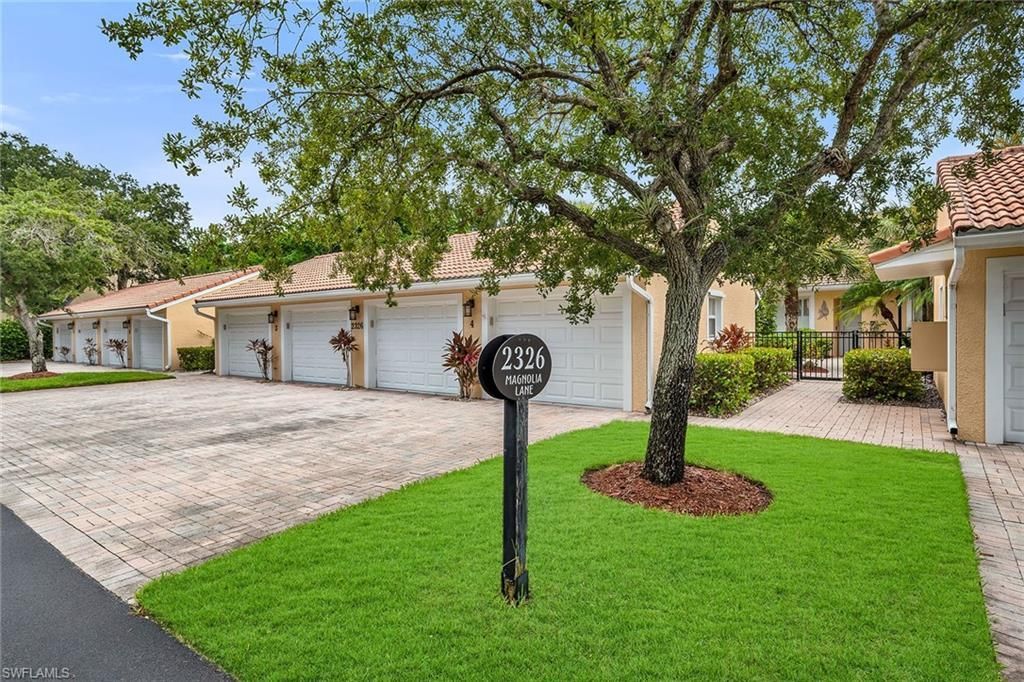 2326 Magnolia Ln, Unit 6104, Naples, FL 34112 Photo