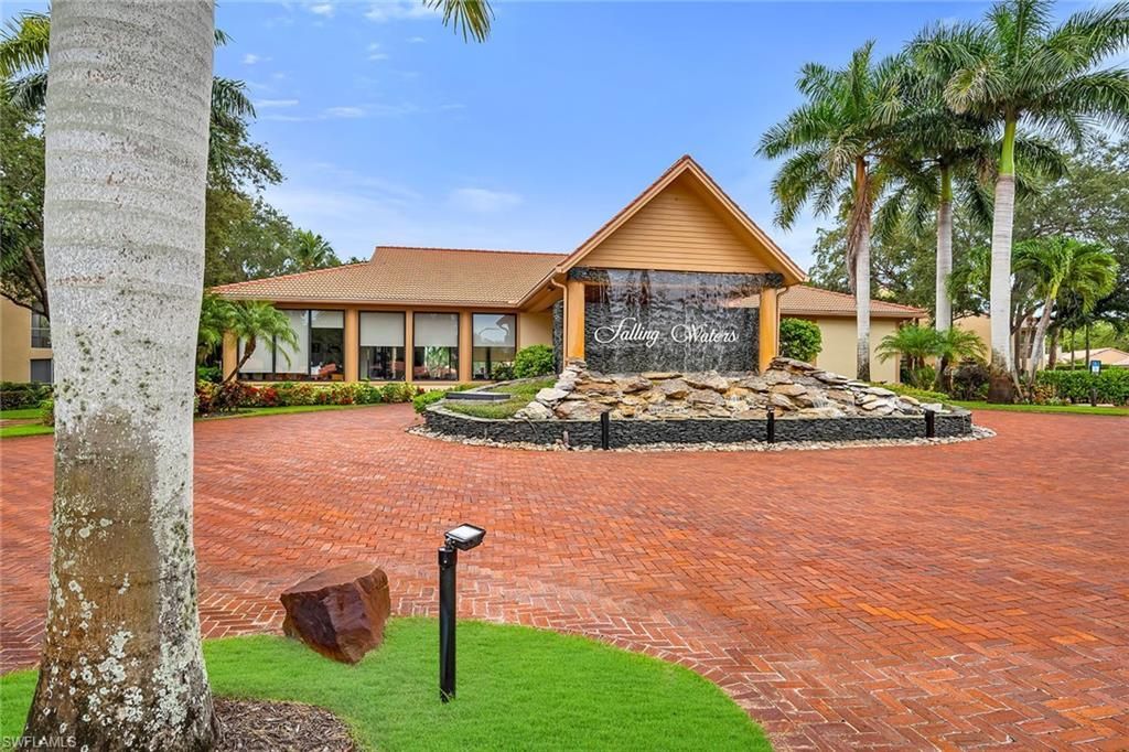 2326 Magnolia Ln, Unit 6104, Naples, FL 34112 Photo