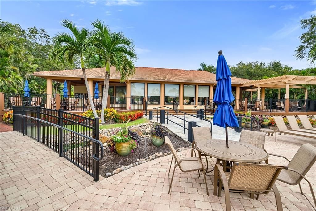 2326 Magnolia Ln, Unit 6104, Naples, FL 34112 Photo
