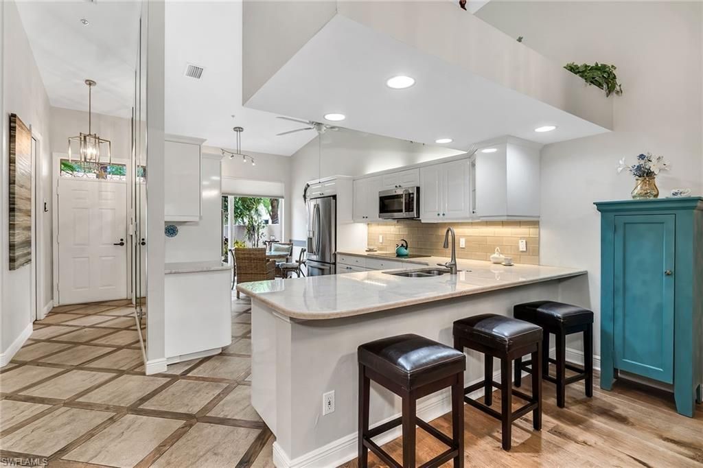 2326 Magnolia Ln, Unit 6104, Naples, FL 34112 Photo