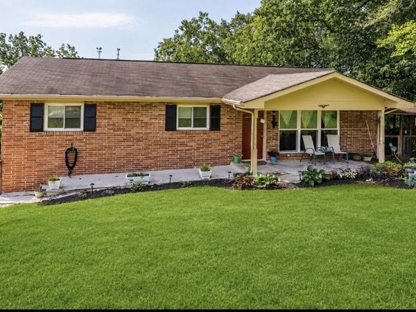 220 Alpine Drive, Rossville, GA 30741