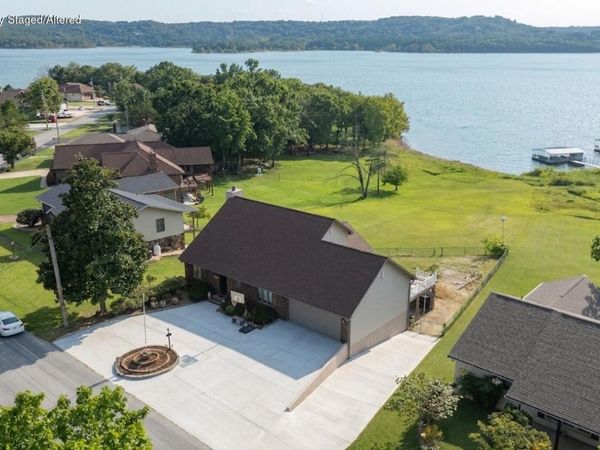 190 Potential Drive, Hollister, MO 65672