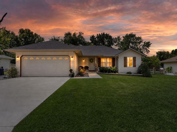 322 Sugar Lane , Clever, MO 65631