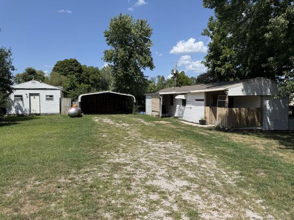 135 Lake Circle Drive , Galena, MO 65656
