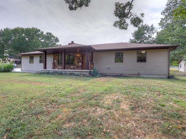 9003 Ginger Lane, Carthage, MO 64836
