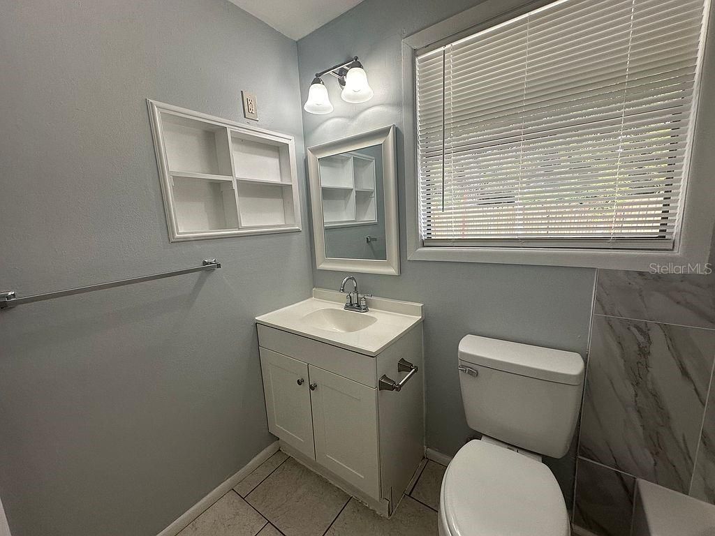 2404 52nd Avenue Drive W, Unit 1 & 2, Bradenton, FL 34207 Photo