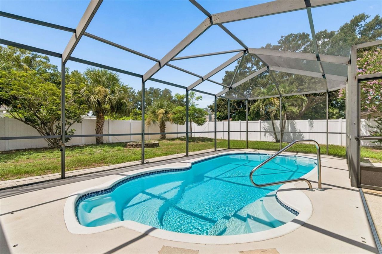 11798 David Court , Seminole, FL 33778 Photo