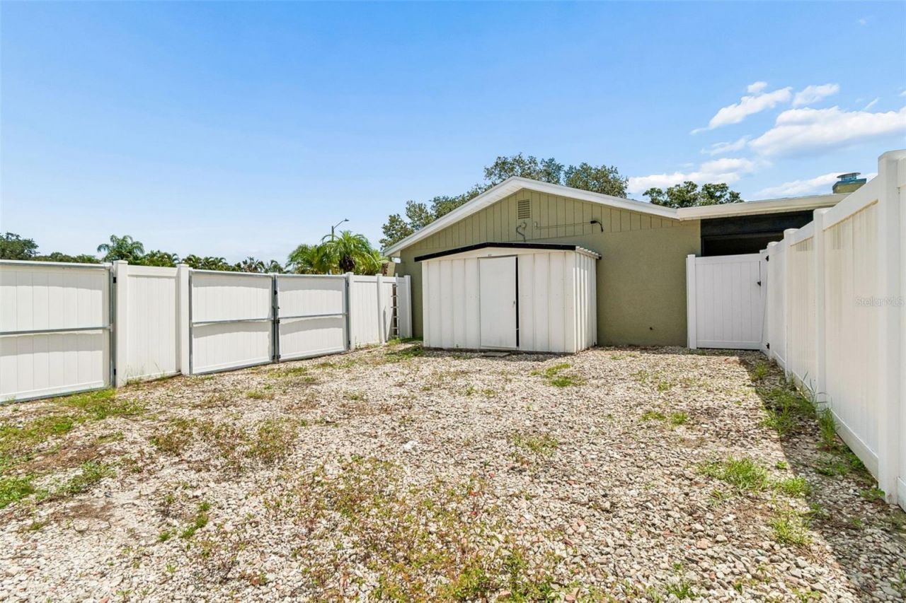 11798 David Court , Seminole, FL 33778 Photo