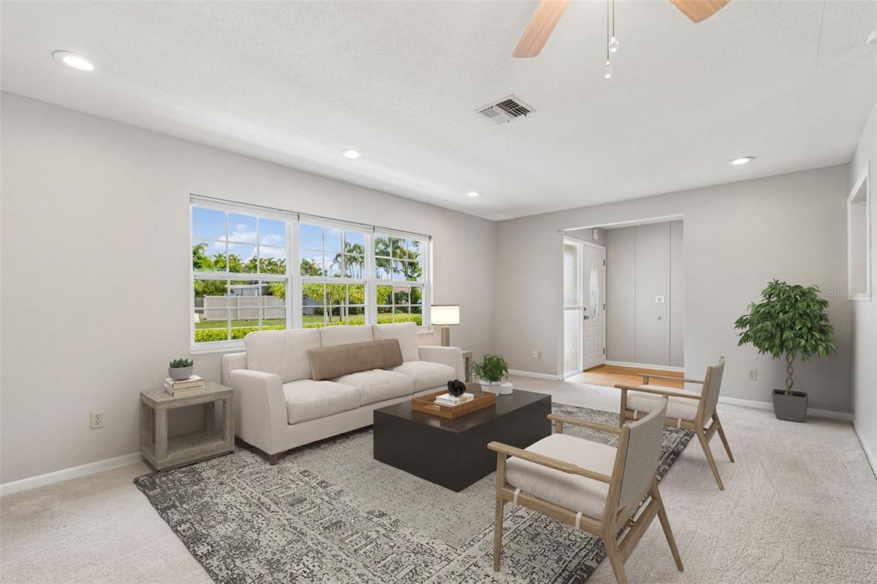 11798 David Court , Seminole, FL 33778 Photo