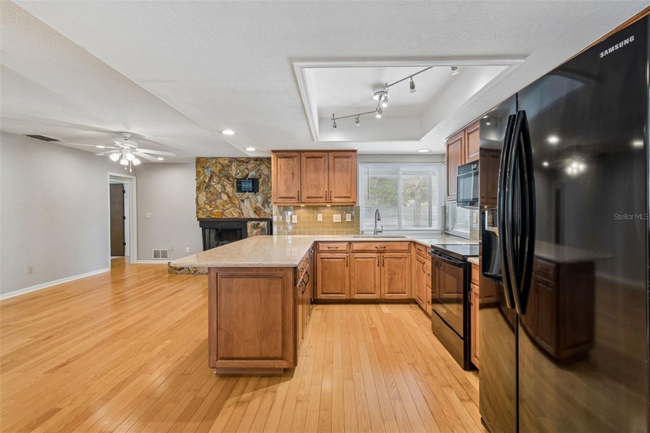 11798 David Court , Seminole, FL 33778 Photo