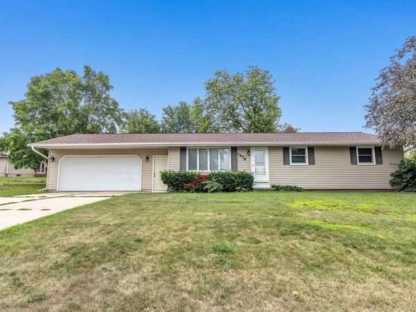 1676 KLAUS STREET, Greenleaf, WI 54126