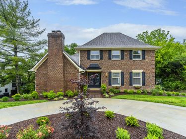 2063 Manor Drive, Lexington, KY 40502