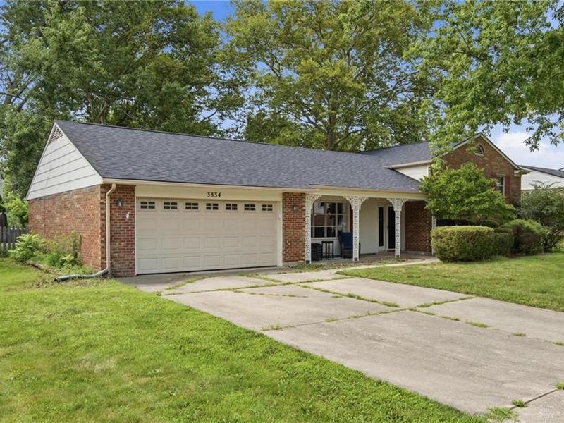 3834 Willow Creek Drive, Clayton, OH 45415 Photo 2