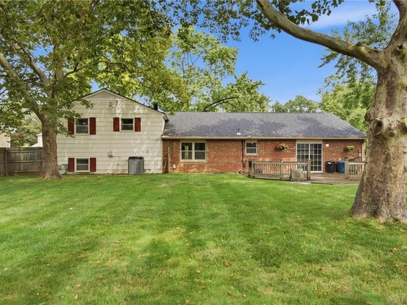 3834 Willow Creek Drive, Clayton, OH 45415 Photo 3