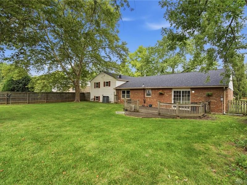 3834 Willow Creek Drive, Clayton, OH 45415 Photo 4